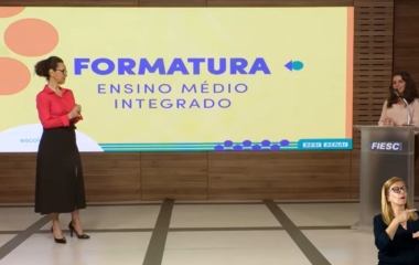 Pioneira na implantação do novo ensino médio, Escola S forma primeiras turmas
