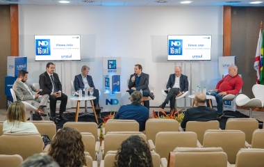 Digitalização acelera transformações na educação e é desafio para sociedade