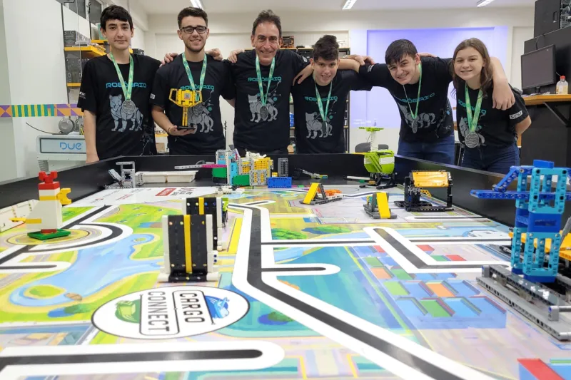 Estudantes de Lages criam projeto de inovação para o ramo do delivery