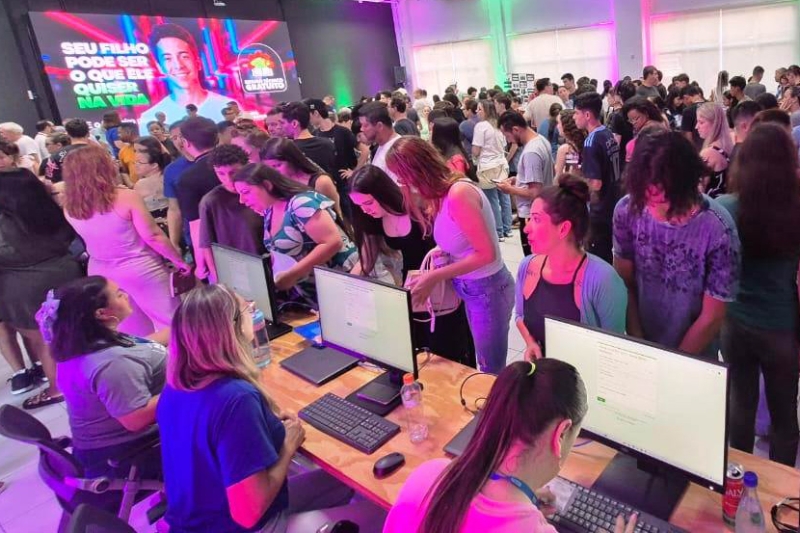 Mais de 25 mil pessoas participam do Arena SENAI em 45 cidades de SC